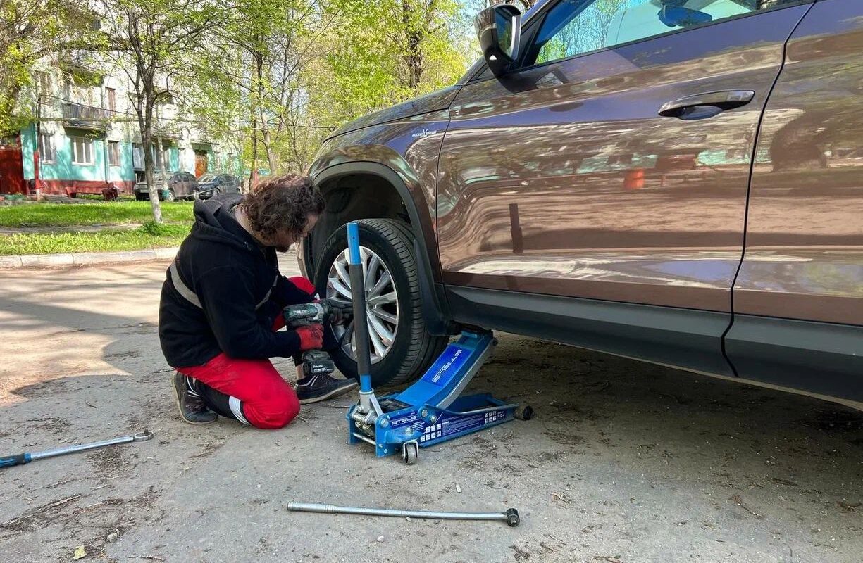 Самостоятельная замена колеса: быстрый и безопасный гайд 2 Самостоятельная замена колеса: быстрый и безопасный гайд